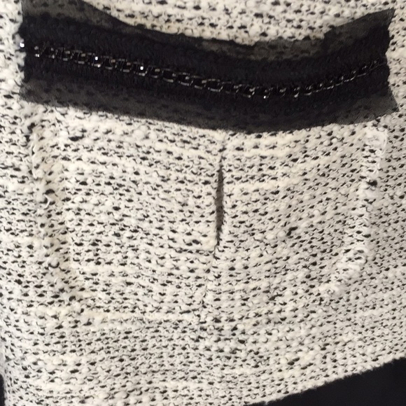 NWT WHBM Tweed Chain Boxy Top Size Small - Picture 11 of 16